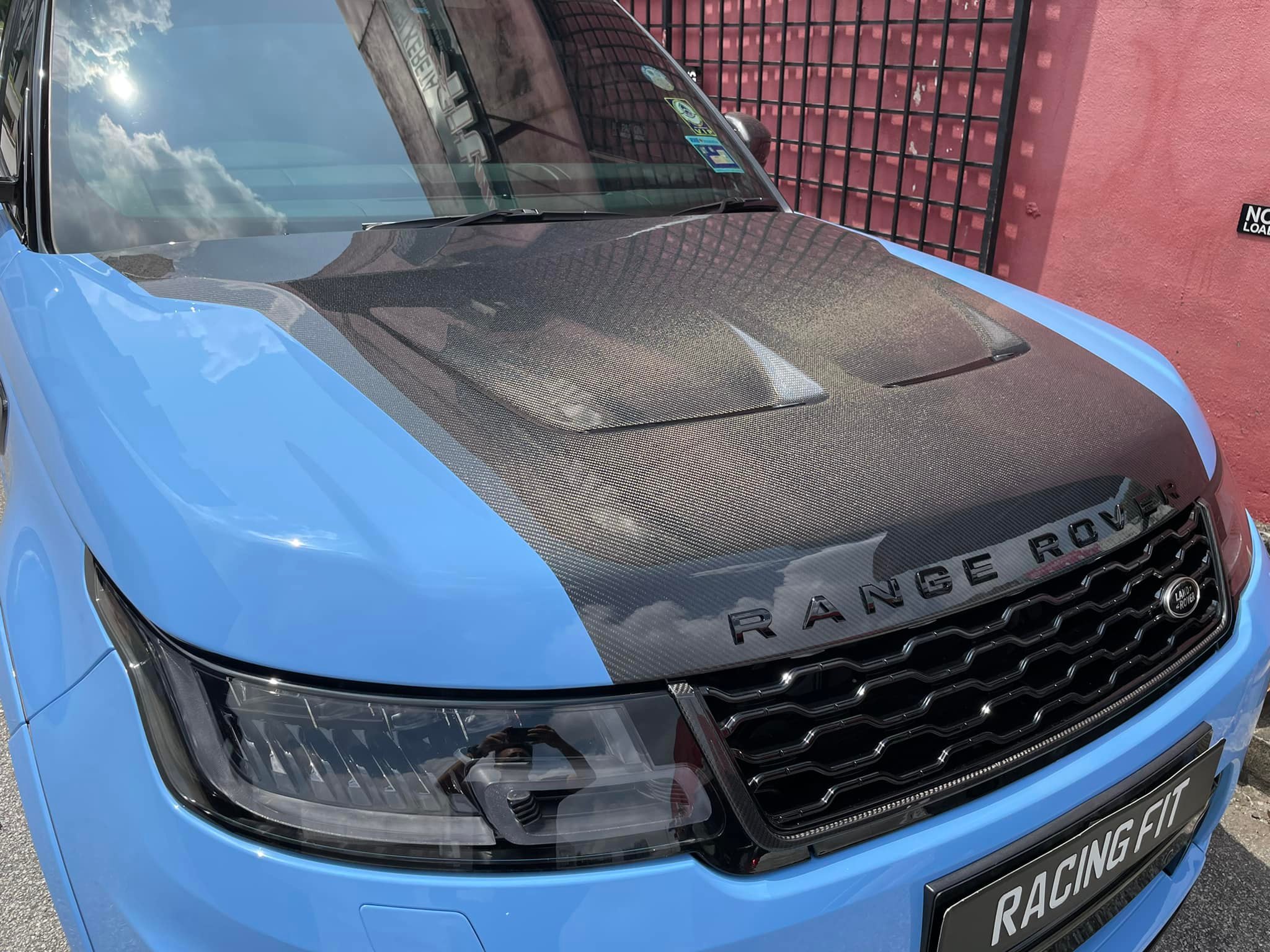 Range Rover Sport L494 SVR CARBON FIBER BONNET HOOD